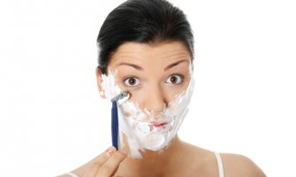 Novi trend osvaja svijet: Žene briju lica i kažu da je osjećaj fantastičan!