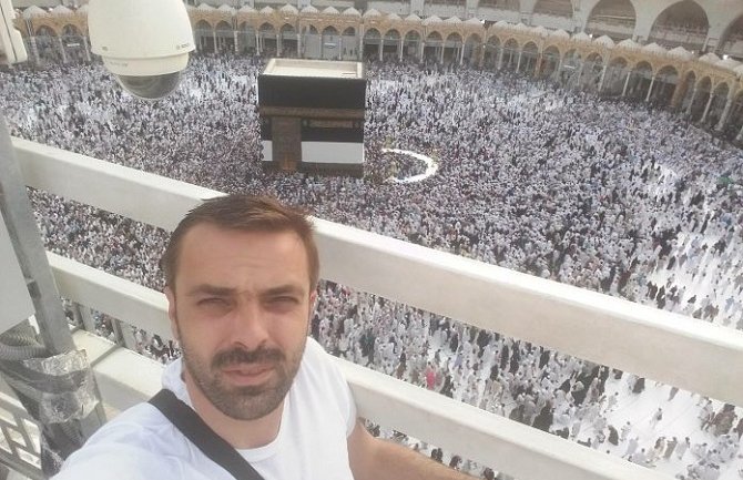 Glavni imam Husein pašine džamije na hadžu u Meki: Moje dove su upućene za naš džemat