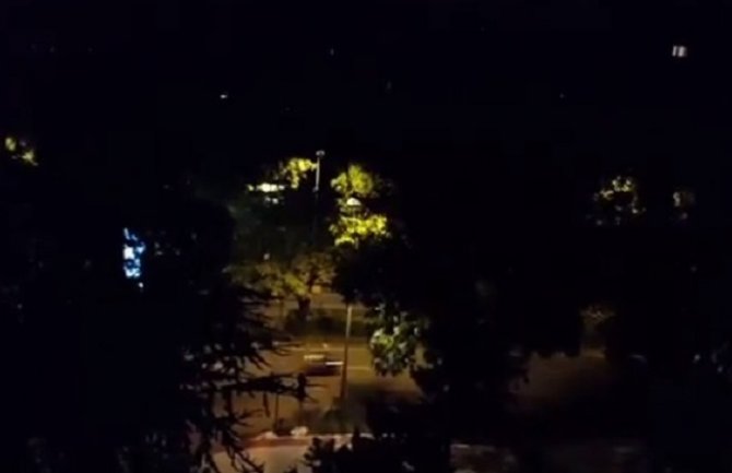 Moto trke na ulicama Podgorice: Ovako se vozi iza ponoći u Glavnom gradu (VIDEO)