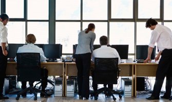 Umjesto otpuštanja šest hiljada viška, zaposlili novih tri ipo hiljade radnika  