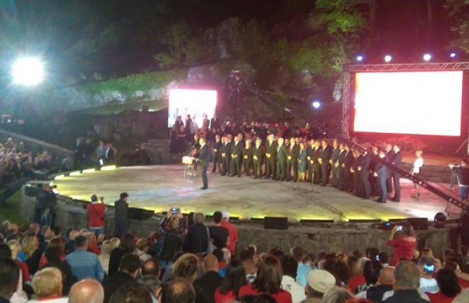 DF: Tragikomičan skup DPS-a na Cetinju