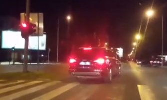 Podgorica: Tivćanin džipom kroz crveno (VIDEO)
