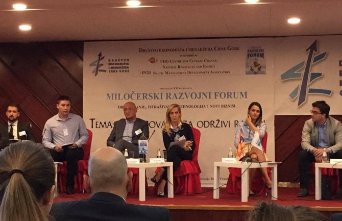 Porazno da 70% mladih  očekuje  da im država obezbjedi posao 