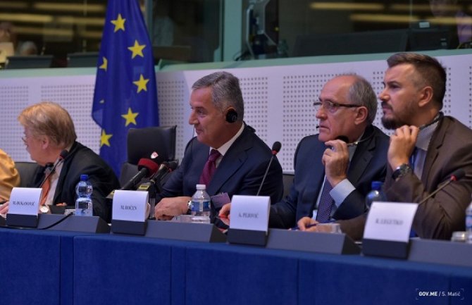 Đukanović: S Rusima tradicionalno prijateljstvo, NATO osnovni cilj