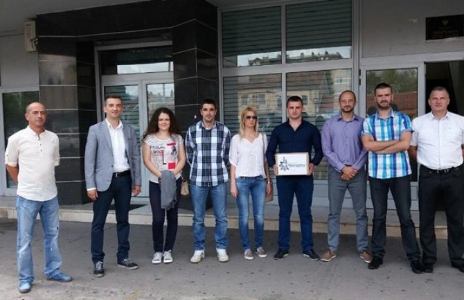 Pejak: Nije pitanje za koga već za šta se glasa