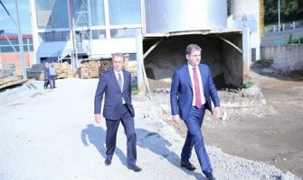 U cilju praćenja realizacije kredita Abu Dabi razvojnog fonda, Ivanović obišao Vektru Jakić