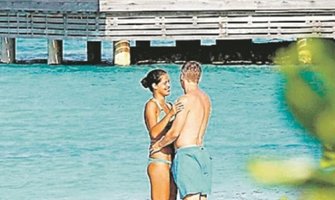 Crna Gora: Ana i Švajni uživaju u poslednjm ljetnjim danima