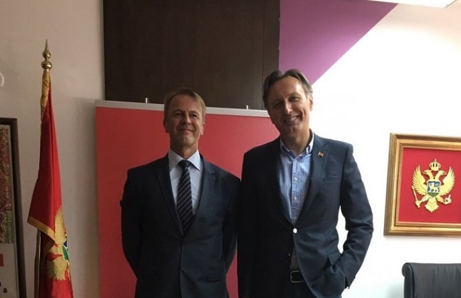 Demokratski izbori najbolji način da se dođe do političke stabilnosti i garancije da integracioni procesi budu nastavljeni