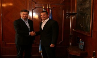 Plenković dao podršku Vuksanoviću na predstojećim izborima