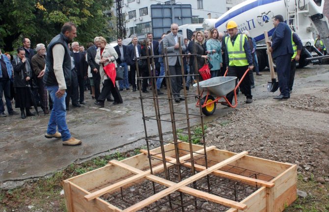 Podgorica: Položen kamen temeljac za izgradnju Gradskog pozorišta (FOTO)