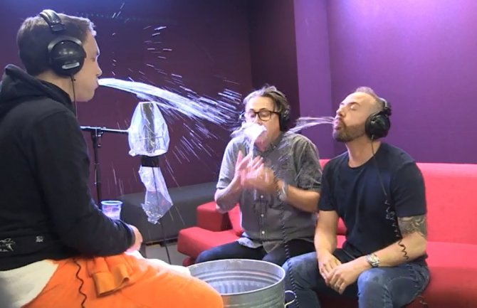 Poslije blama usred seksa dao 11.000 eura za novu kosu