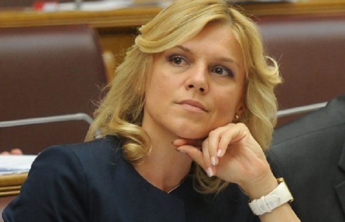 Vuksanović: Žena zna, umije i može 