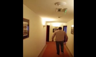 Demokrate Budva: Kriminalna grupa vodi evidenciju birača koji nijesu izašli na izbore i vrše pritisak(VIDEO)