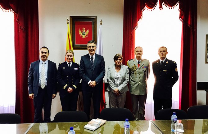 Francuska radi na ratifikaciji protokola Crne Gore