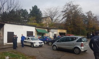 Drama ispred osnovne škole: Kidnapovana učenica, druga uspjela da pobjegne