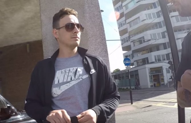 Postavili mu zamku: Građani uhvatili pedofila koji je planirao seks s djevojčicom (VIDEO)