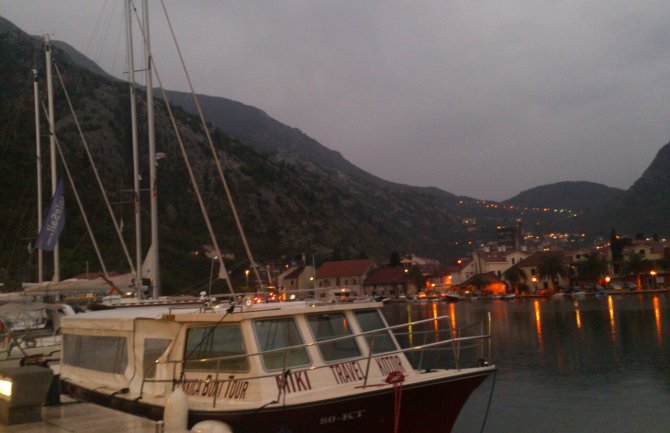 Danas oblačno, tokom noći kiša