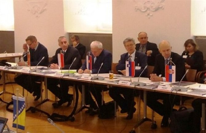 Beč : Mašulović na sastanku političkih direktora u okviru CEDC inicijative