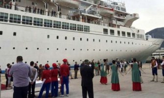 Bar: Uplovio posljednji kruzer u 2016.