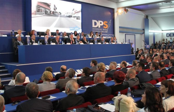 Glavni odbor DPS: Prioritet ubrzanje ekonomskog rasta i razvoja