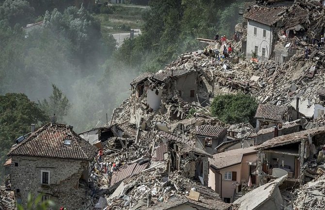 Italija: Više od 120 zemljotresa u posljednja 24 sata