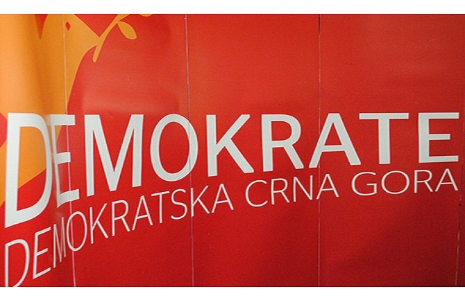 Demokrate Nerceg Novi DPS-u: Da li vas je stid od građana?