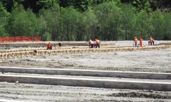 Kinezi povrijeđeni na gradilištu, jedan slomio nogu