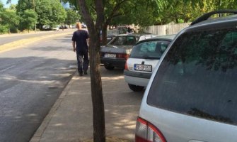 Da parkiraš kako treba to je stvar kulture, a mi navikli sve na silu i bez procedure!