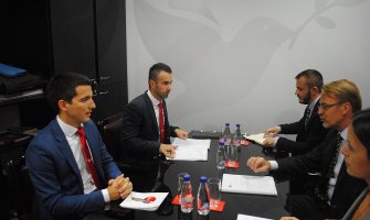 Nema pomaka u borbi protiv kriminala, 39 poslanika ne priznaje izbore, znak uzvika za mnoge