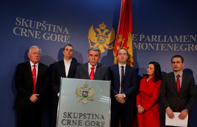 Opozicija očekuje dokaze o terorizmu