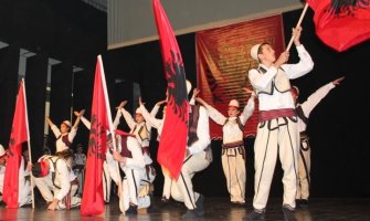 Albanci u Plavu obilježili Dan zastave