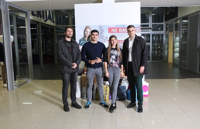 Bjelopoljci pokazali humanu stranu: Garderobu prvog dana doniralo preko 50 građana (FOTO)