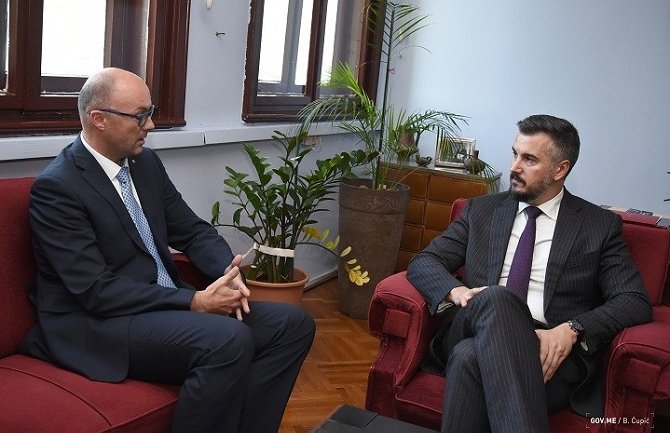 CG  može da računa na snažnu podršku Slovačke