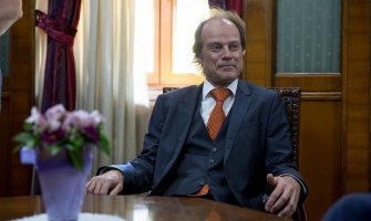 Zabrinjavajuće što samo 42 poslanika učestvuju u radu parlamenta