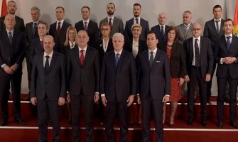  Crna Gora dobila novu Vladu, Marković  će uskoro uvesti zemlju u NATO