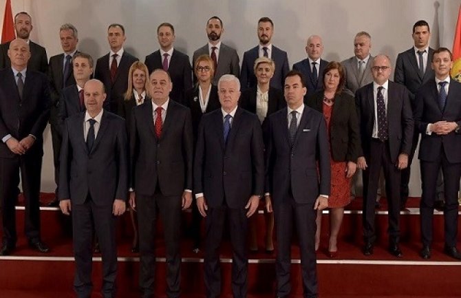  Crna Gora dobila novu Vladu, Marković  će uskoro uvesti zemlju u NATO