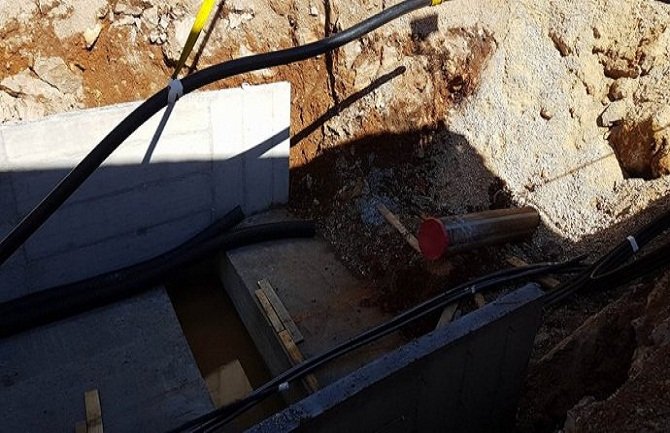 Završeno polaganje podmorskog kabla sa crnogorske strane