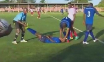 Fudbaler preminuo nakon što je dao gol (VIDEO)