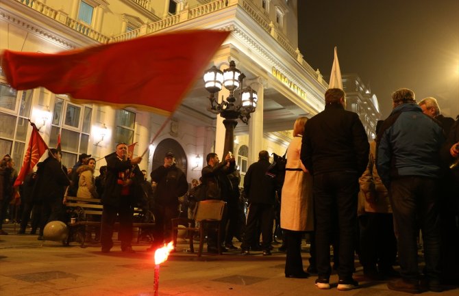 Stranke Albanaca odlučuju o budućoj vladi Makedonije