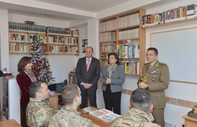 Kurs italijanskog jezika za 10 pripadnika Vojske Crne Gore