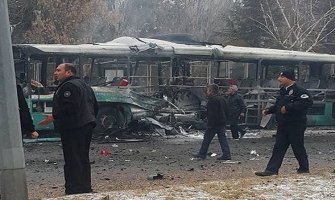 Eksplodirao autobus, 13 poginulih, 48 povrijeđenih