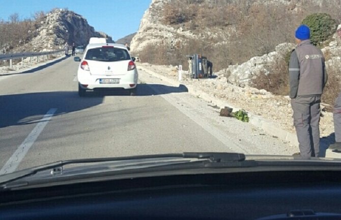 U udesu na Grahovu povrijeđeni Stevovići, u autu bila i djeca