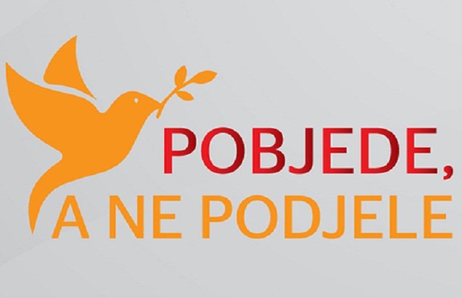 Demokrate formirale Klub poslanika i Savjet