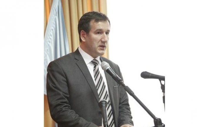 Međedović: Racionalizaciju budžetske potrošnje započeti najprije od zakonodavaca 