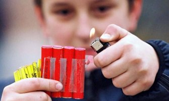 Kako bez petardi proslaviti praznike 