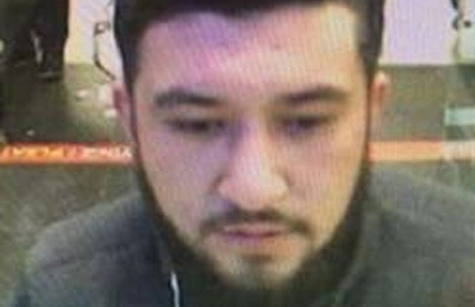 Objavljena fotografija mogućeg napadača na klub u Istanbulu