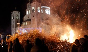 Amfilohije: Mnogi su pobjegli od crkve