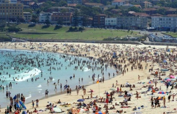 Kod nas debeli minus, a u Sidneju 40 stepeni, plaže pune