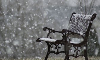 Umjereno do potpuno oblačno, moguć snijeg