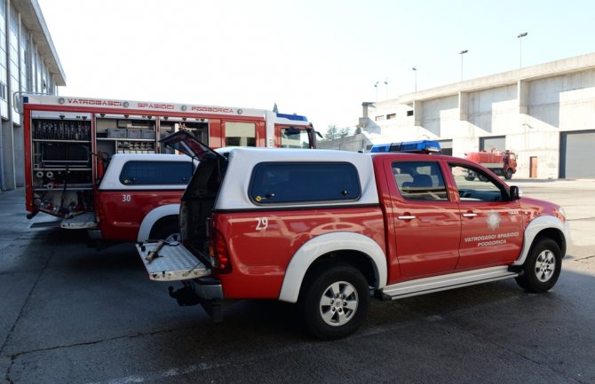 Spasavaju sve, od mački do ljudi i imovine